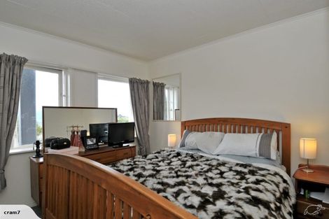 Photo of property in 84 Mitchell Street, Brooklyn, Wellington, 6021