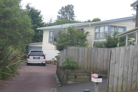 Photo of property in 1/37 Roberts Road, Glenfield, Auckland, 0629