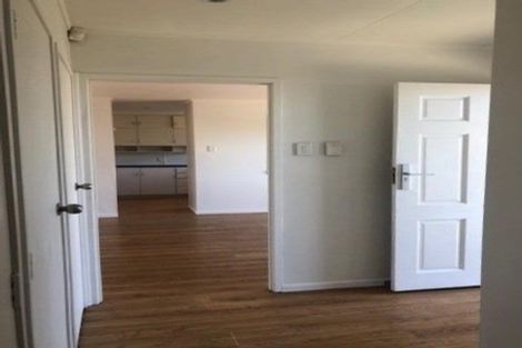 Photo of property in 184/84a Greenslade Crescent, Northcote, Auckland, 0627