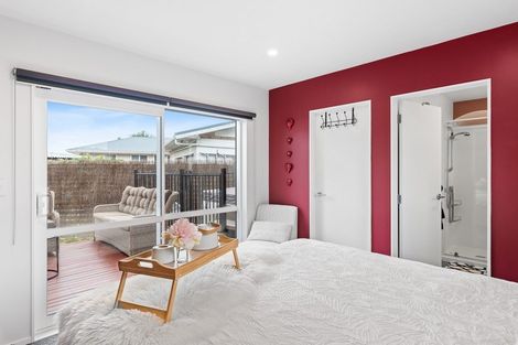 Photo of property in 5a Sharda Grove, Paraparaumu Beach, Paraparaumu, 5032