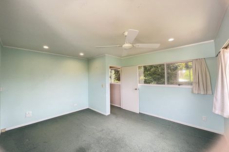 Photo of property in 1 Anakiwa Place, Milford, Auckland, 0620