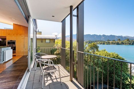 Photo of property in 44-46 Park Street, Queenstown, 9300