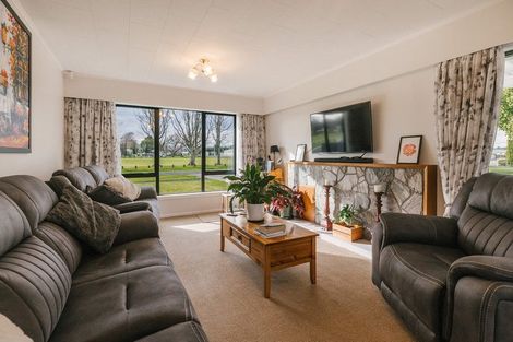 Photo of property in 14 Pollen Street, Woodville, 4920