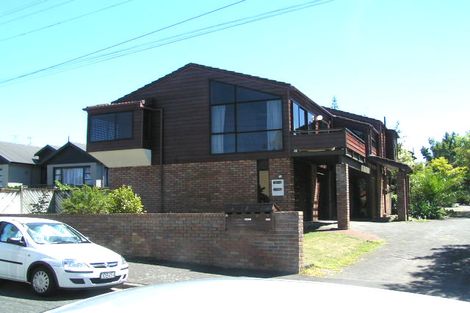 Photo of property in 3/11 Faulkner Road, Northcote Point, Auckland, 0627