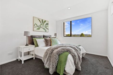 Photo of property in 7/13 Fairdale Place, Birkdale, Auckland, 0626