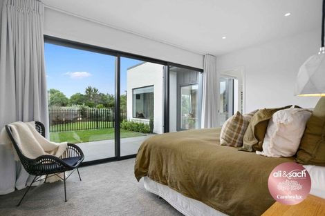 Photo of property in 1/45 Saint Kilda Road, Cambridge, 3434