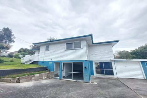 Photo of property in 56 Sherwood Avenue, Te Atatu South, Auckland, 0610