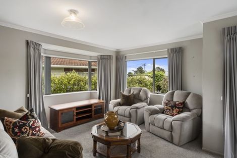 Photo of property in 3 Union Street, Merrilands, New Plymouth, 4312