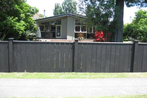 Photo of property in 15 South Street, Feilding, 4702