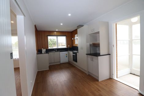 Photo of property in 2/95 Pakuranga Road, Pakuranga, Auckland, 2010