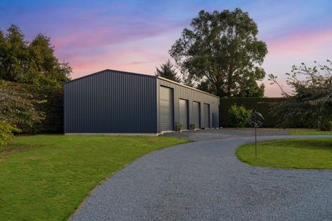 Photo of property in 27 Pohutukawa Drive, Levin, 5571