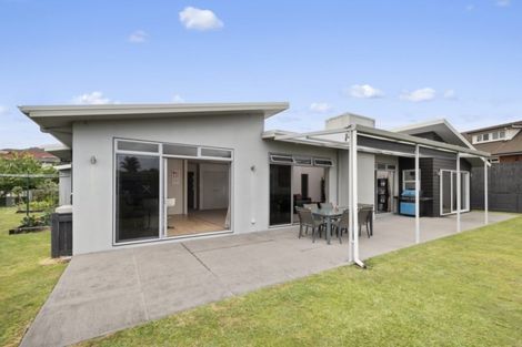 Photo of property in 54 Merriman Place, Pyes Pa, Tauranga, 3112