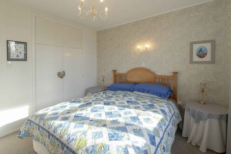 Photo of property in 166 Mill Road, Clive, 4180