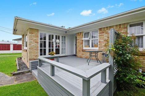 Photo of property in 8 Casper Street, Fairfield, Hamilton, 3214