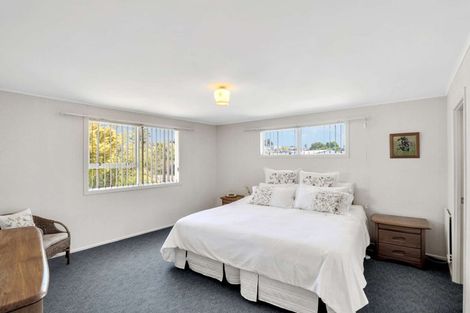 Photo of property in 53 Hartley Terrace, Massey, Auckland, 0614