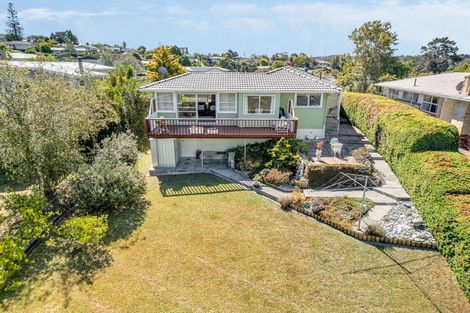 Photo of property in 53 Hartley Terrace, Massey, Auckland, 0614
