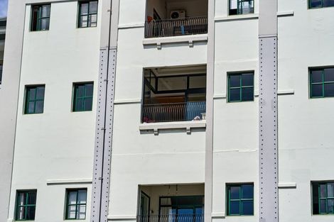 Photo of property in Tennyson Apartments, 11/25 Tennyson Street, Te Aro, Wellington, 6011