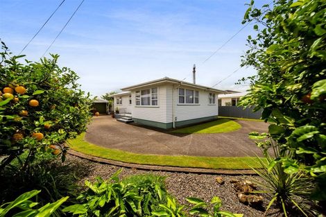 Photo of property in 20 Reid Avenue, Hawera, 4610