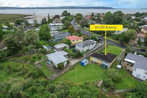 Photo of property in 24 Gill Avenue, Te Atatu Peninsula, Auckland, 0610