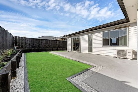 Photo of property in 18 Calder Crescent, Pokeno, 2402