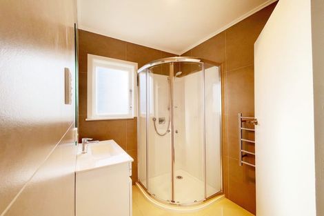 Photo of property in 22 Rathgar Road, Henderson, Auckland, 0610