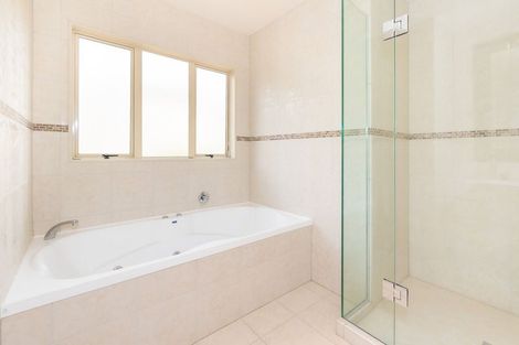 Photo of property in 40 Monte Cassino Place, Birkdale, Auckland, 0626