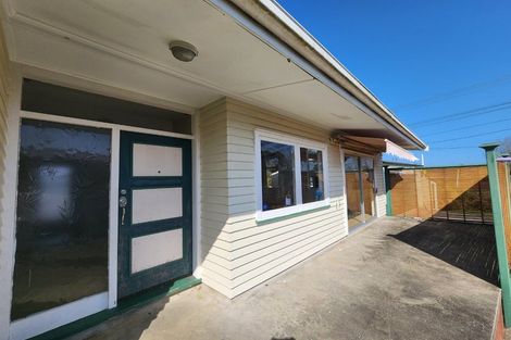 Photo of property in 97 Rathgar Road, Henderson, Auckland, 0610