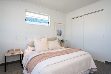 Photo of property in 2/432 Gloucester Street, Taradale, Napier, 4112