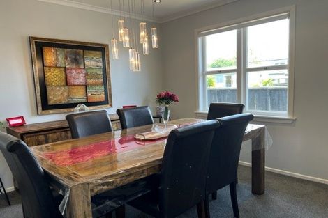 Photo of property in 6 Wood Avenue, Howick, Auckland, 2014