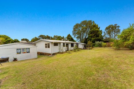 Photo of property in 16 Rosalind Road, Glenfield, Auckland, 0629