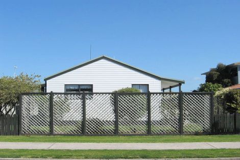 Photo of property in 63a Percy Road, Papamoa Beach, Papamoa, 3118