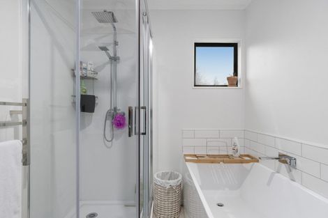 Photo of property in 4 Gray Avenue, Te Puke, 3119