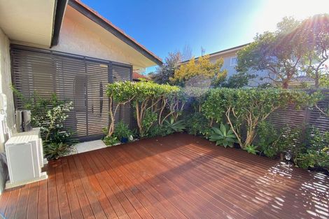 Photo of property in 28 Merriefield Avenue, Forrest Hill, Auckland, 0620