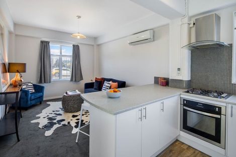 Photo of property in San Antonio Flats, 12f1 Kilbirnie Crescent, Kilbirnie, Wellington, 6022