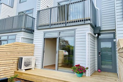 Photo of property in 588e Te Atatu Road, Te Atatu Peninsula, Auckland, 0610