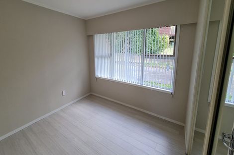 Photo of property in 2/52 Bentley Avenue, Glenfield, Auckland, 0629