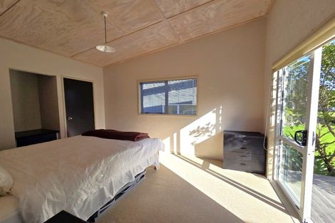 Photo of property in 102 Sands Crescent, Matarangi, Whitianga, 3592