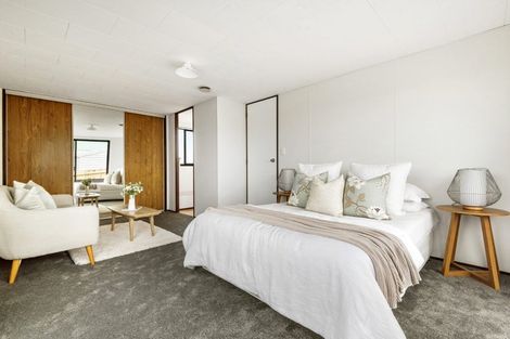 Photo of property in 34a Riserra Drive, Ranui, Auckland, 0612