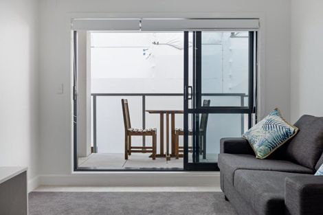 Photo of property in 6 Adams Avenue, Mount Maunganui, 3116