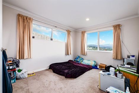Photo of property in 42 San Prospero Crescent, Henderson, Auckland, 0612