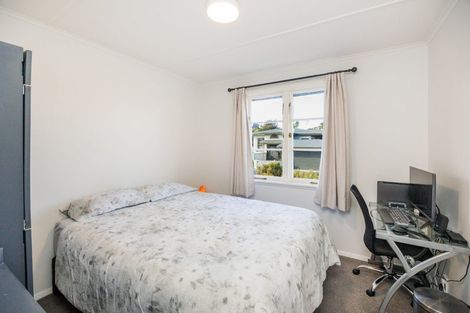 Photo of property in 1 Salisbury Avenue, Terrace End, Palmerston North, 4410