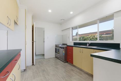 Photo of property in 4 Tupaea Place, Otumoetai, Tauranga, 3110