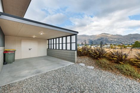 Photo of property in 49 Farrant Drive, Wanaka, 9305