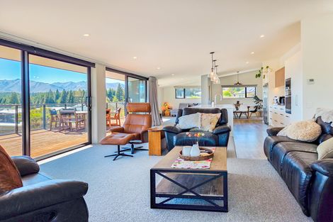 Photo of property in 11 Pollock Place, Lake Tekapo, 7999