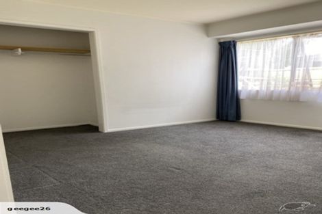 Photo of property in 72a Borich Road, Sunnyvale, Auckland, 0612