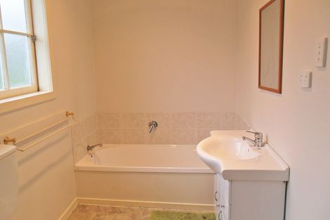 Photo of property in 4 Centennial Park Road, Wellsford, 0900