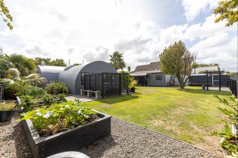 Photo of property in 8 Kings Court, Roslyn, Palmerston North, 4414