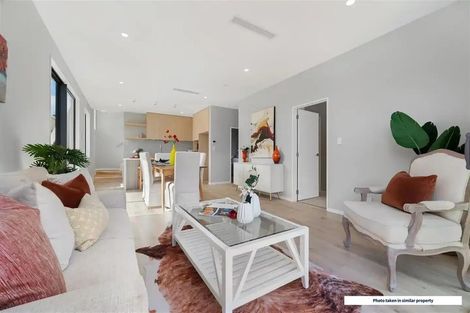 Photo of property in 36 Whakairo Crescent, Gulf Harbour, Whangaparaoa, 0930