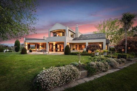 Photo of property in 375 Saint Georges Road, Havelock North, 4130