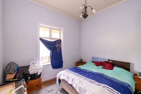 Photo of property in 60 Collins Street, Hawera, 4610